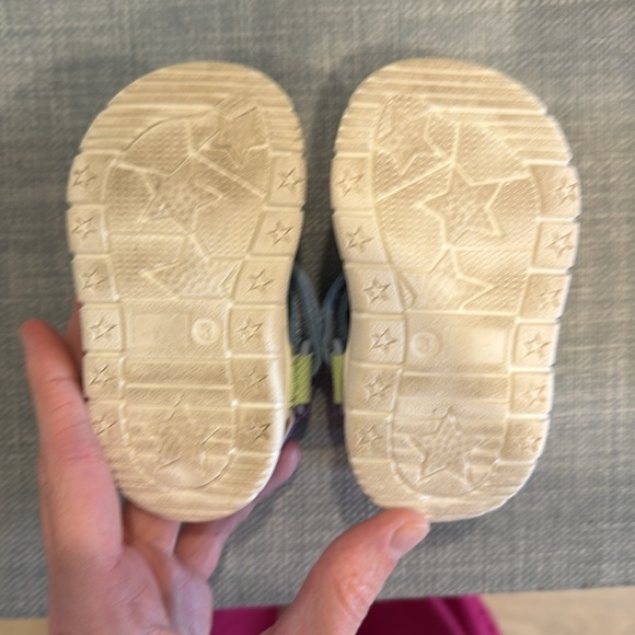 Carter’s Sandals - Picture 4 of 4